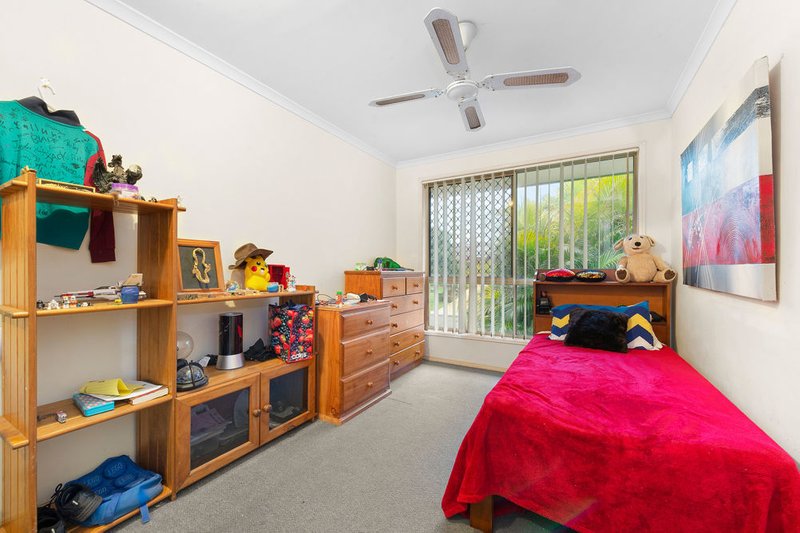 Photo - 9 Redleaf Court, Currimundi QLD 4551 - Image 7