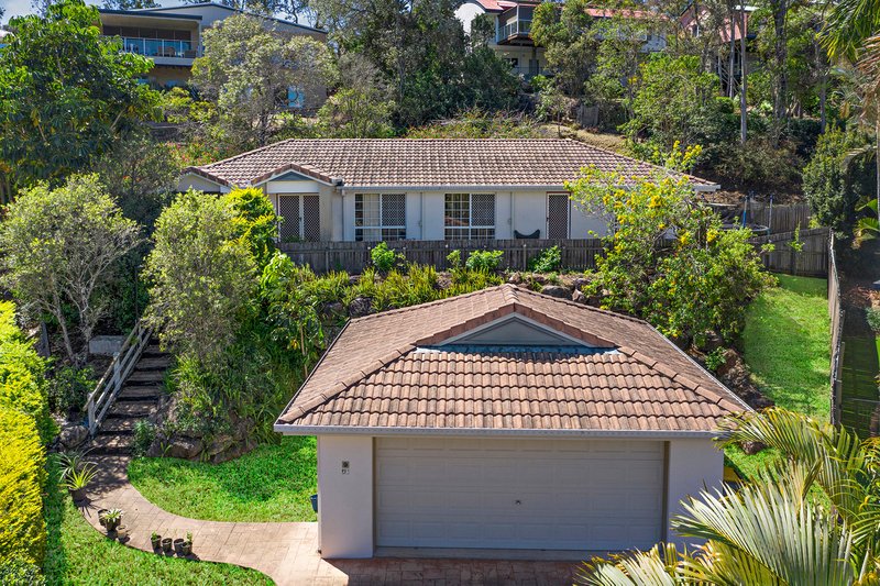 Photo - 9 Regency Place, Kenmore Hills QLD 4069 - Image 12