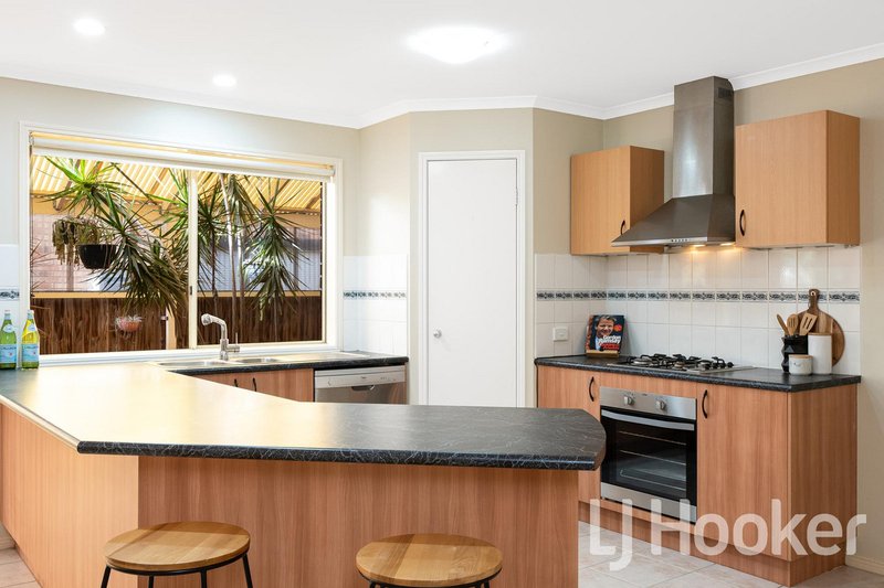 Photo - 9 Regency Terrace, Hoppers Crossing VIC 3029 - Image 6