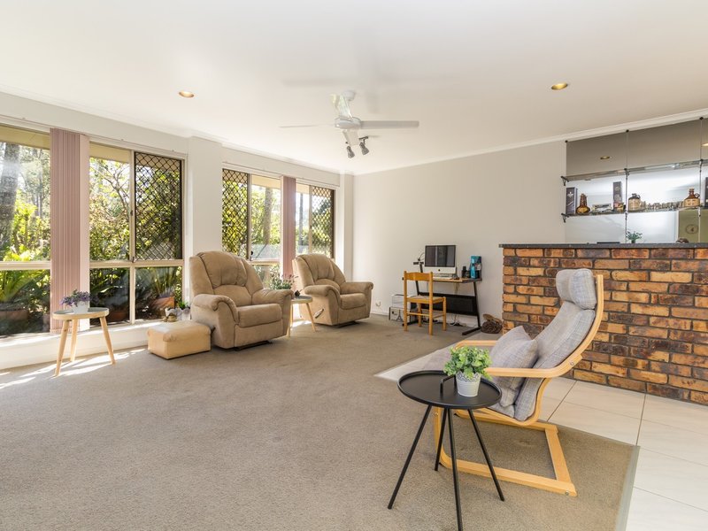 Photo - 9 Regent Court, Munruben QLD 4125 - Image 6