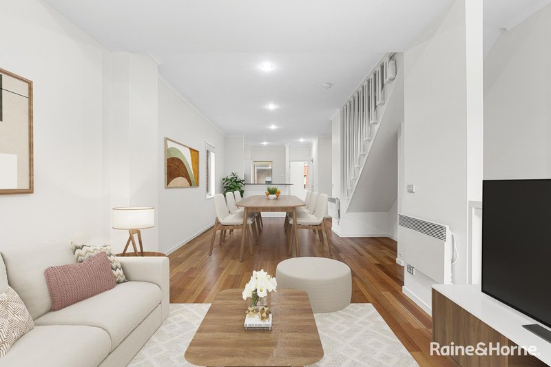 Photo - 9 Ribbony Walk, Maribyrnong VIC 3032 - Image 2