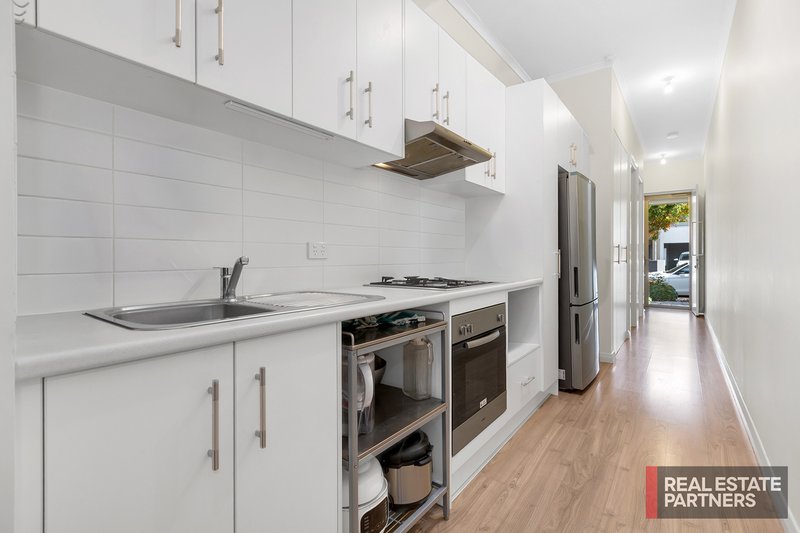 Photo - 9 Richmond Walk, Lightsview SA 5085 - Image 4