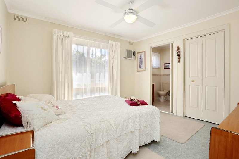 Photo - 9 Ridge Drive, Wyndham Vale VIC 3024 - Image 7