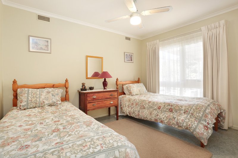 Photo - 9 Ridge Drive, Wyndham Vale VIC 3024 - Image 8