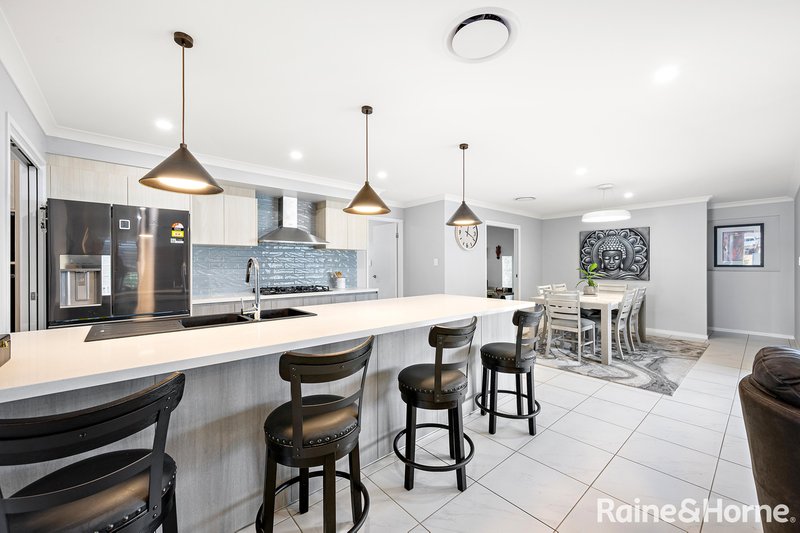 Photo - 9 Ridge Road, Branyan QLD 4670 - Image 9