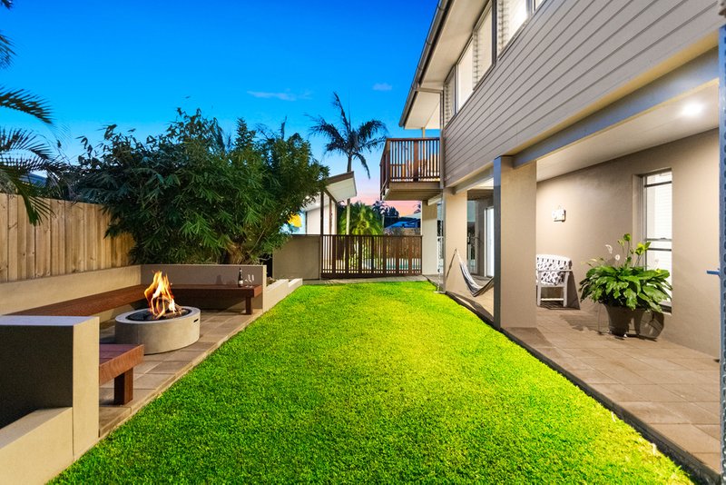 Photo - 9 Ridgeway Street, Sunrise Beach QLD 4567 - Image 2