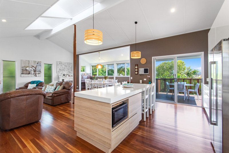 Photo - 9 Ridgeway Street, Sunrise Beach QLD 4567 - Image 22