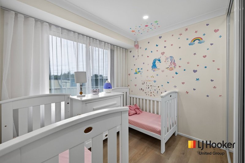 Photo - 9 Riesling Place, Eschol Park NSW 2558 - Image 9