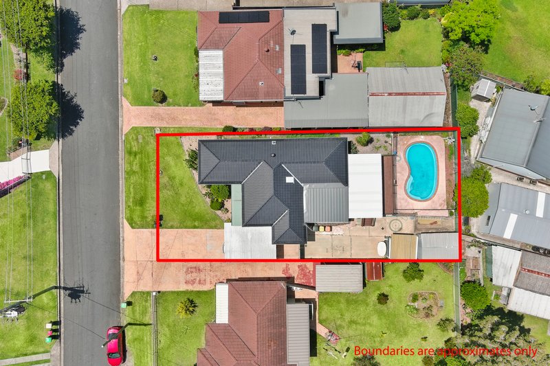 Photo - 9 Rogers Avenue, Kanahooka NSW 2530 - Image 3