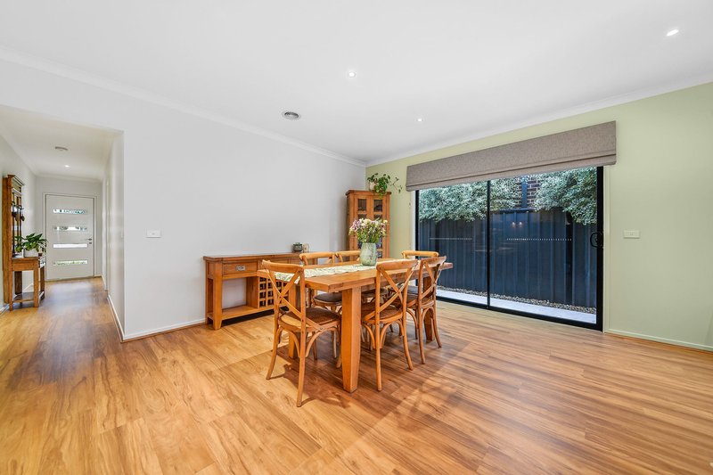 Photo - 9 Romney Way, Clyde North VIC 3978 - Image 4