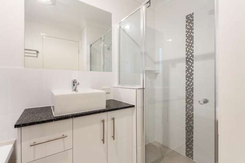 Photo - 9 Rory Lane, Pimpama QLD 4209 - Image 3