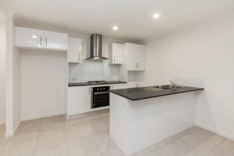 Photo - 9 Rory Lane, Pimpama QLD 4209 - Image 4