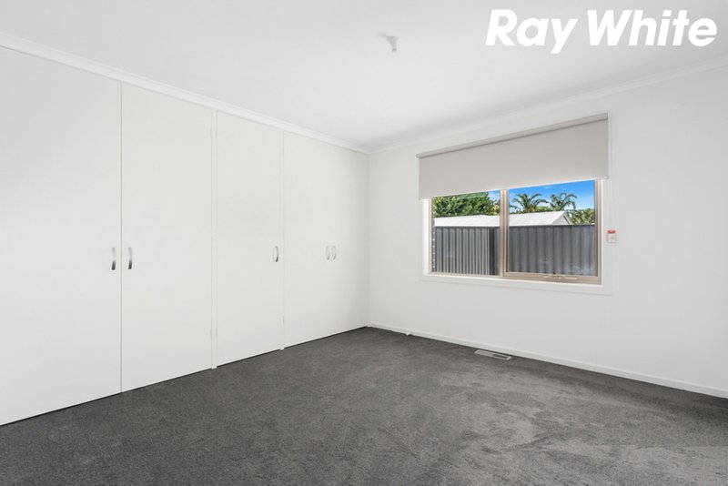 Photo - 9 Rosalie Court, Pakenham VIC 3810 - Image 6