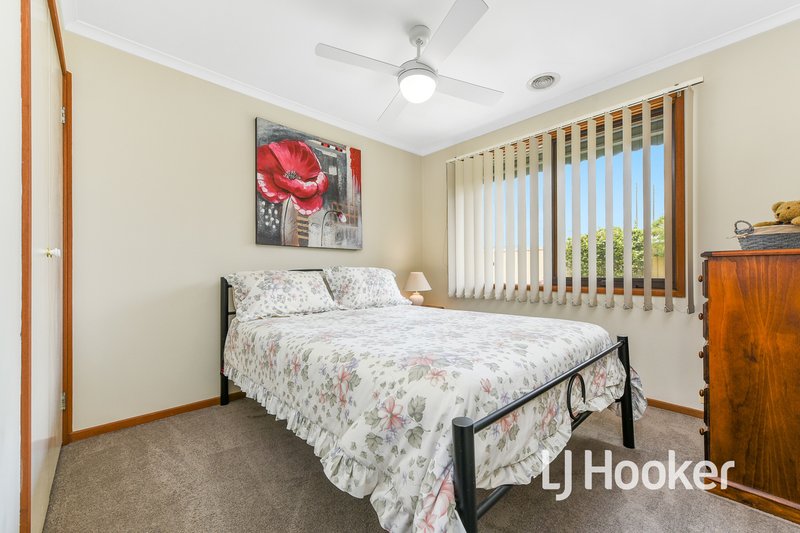 Photo - 9 Rose Lane, Cranbourne VIC 3977 - Image 9