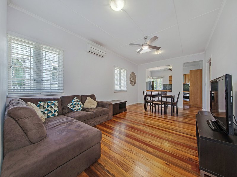 Photo - 9 Ross Street, Northgate QLD 4013 - Image 3