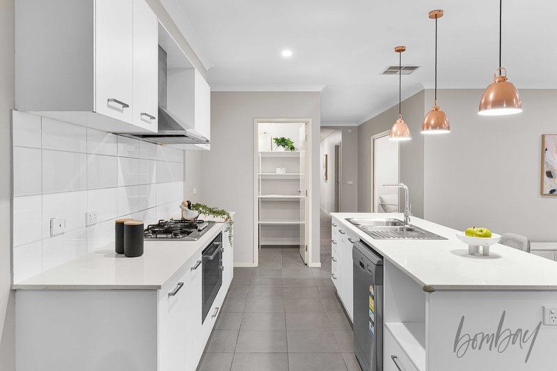 Photo - 9 Rotary Street, Craigieburn VIC 3064 - Image 3