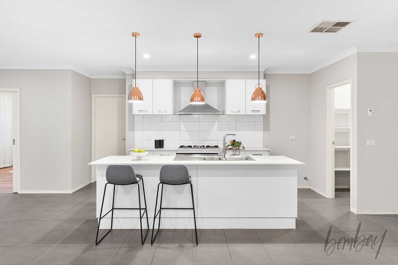 Photo - 9 Rotary Street, Craigieburn VIC 3064 - Image 4