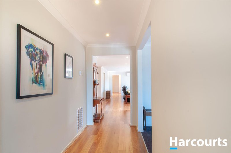 Photo - 9 Ruby Close, Warragul VIC 3820 - Image 3