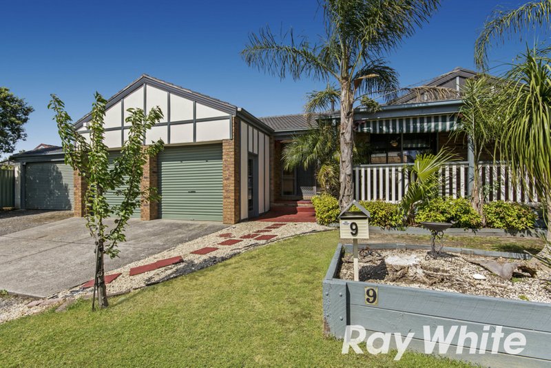 9 Rulla Court, Ferntree Gully VIC 3156