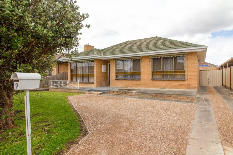 9 Samson Street, Hadfield VIC 3046