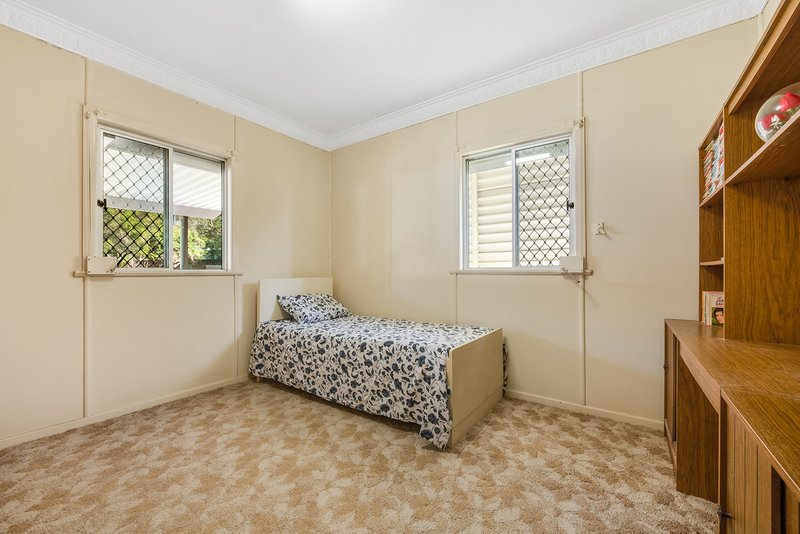 Photo - 9 Sandown St , Brighton QLD 4017 - Image 11