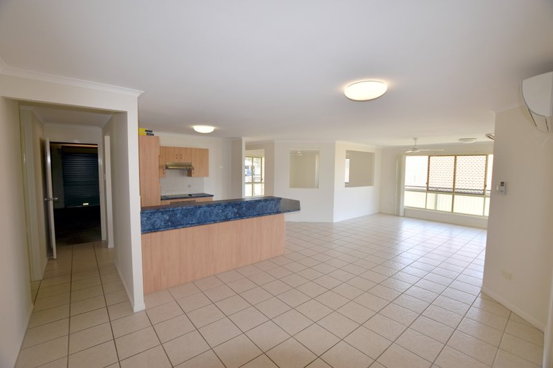 Photo - 9 Sandringham Close, Telina QLD 4680 - Image 2