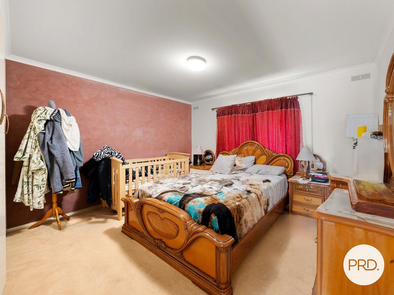 Photo - 9 Sarsfield Street, Shepparton VIC 3630 - Image 9