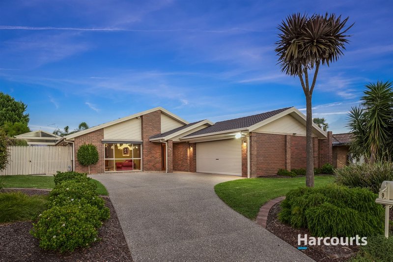 9 Satori Court, Ferntree Gully VIC 3156