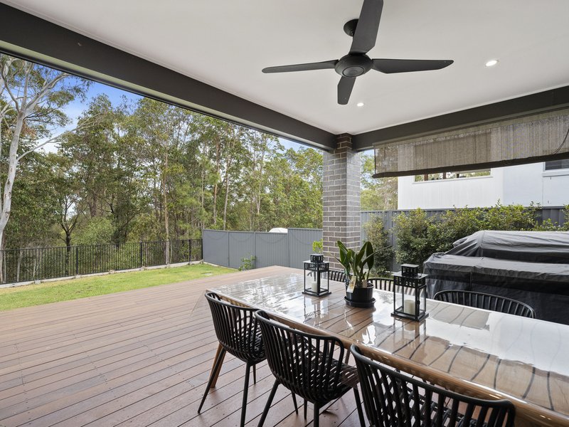 Photo - 9 Scarlet Place, Mackenzie QLD 4156 - Image 4