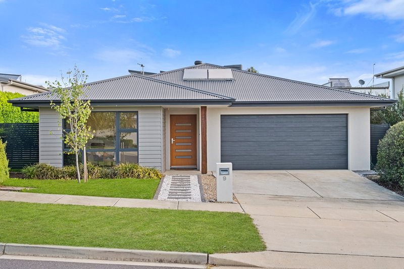 9 Scotford Street, Coombs ACT 2611