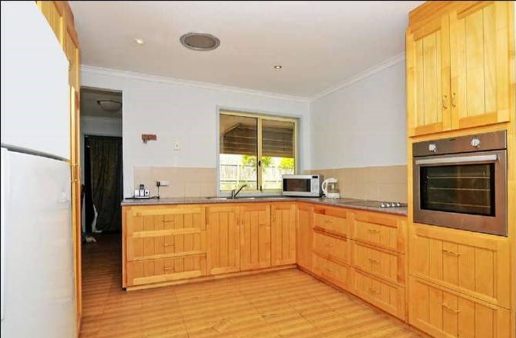Photo - 9 Scullin Street, Collingwood Park QLD 4301 - Image 3