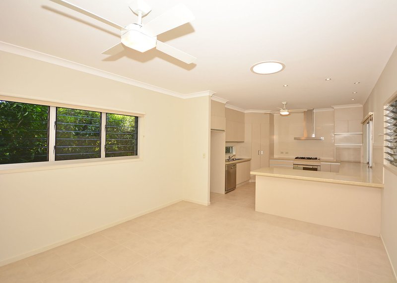 Photo - 9 Seahaven Circuit, Pialba QLD 4655 - Image 6