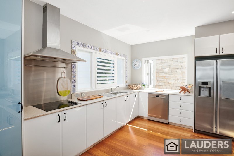 Photo - 9 Seaview Parade, Wallabi Point NSW 2430 - Image 6