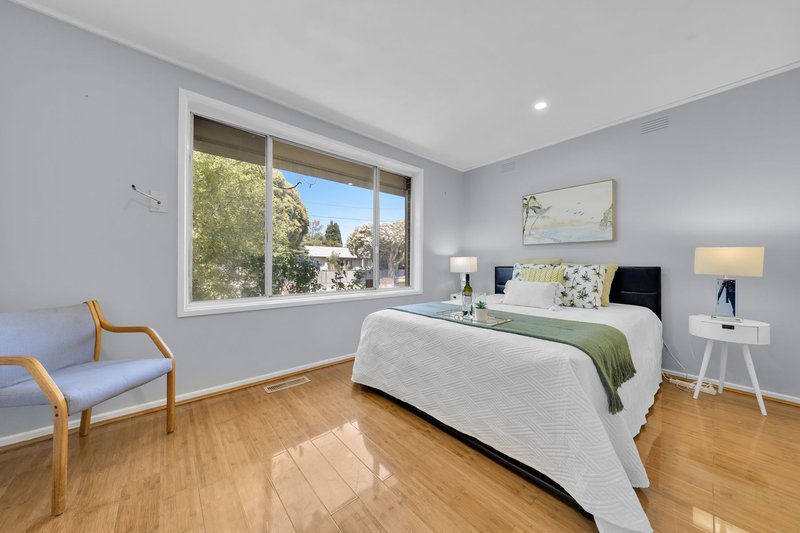 Photo - 9 Second Avenue, Dandenong North VIC 3175 - Image 3