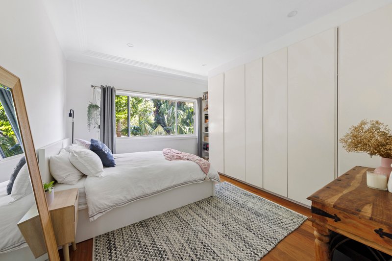 Photo - 9 Seebrees Street, Manly Vale NSW 2093 - Image 5