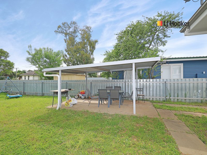 Photo - 9 Sepik Road, Ashmont NSW 2650 - Image 9