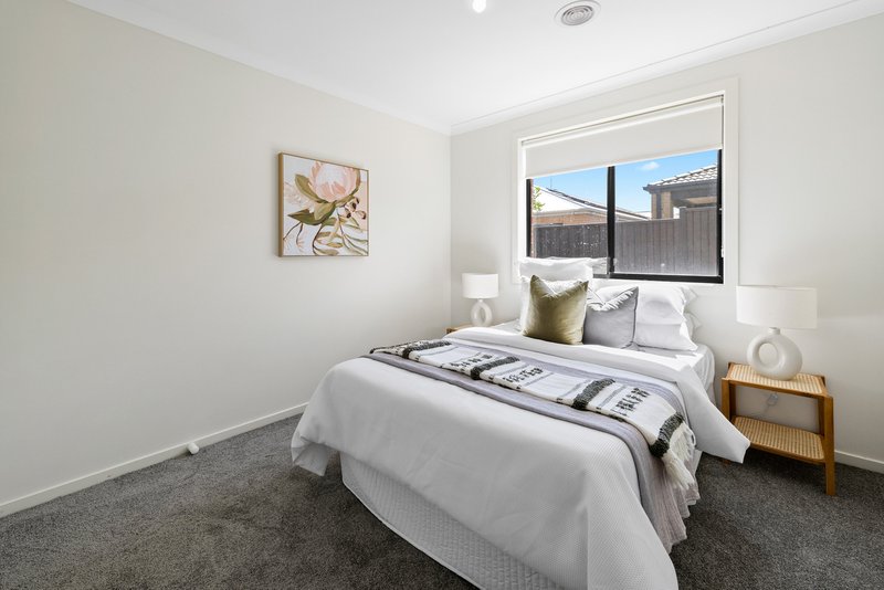 Photo - 9 Serengeti Circuit, Tarneit VIC 3029 - Image 3