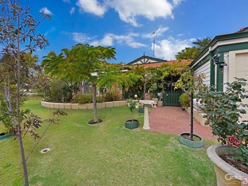 Photo - 9  Serpentine Gardens, Clarkson WA 6030 - Image 15