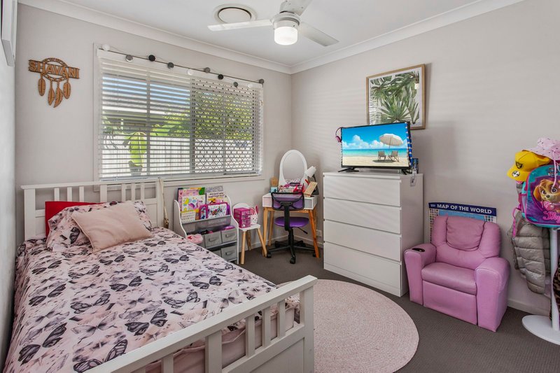 Photo - 9 Severn Crescent, North Lakes QLD 4509 - Image 14