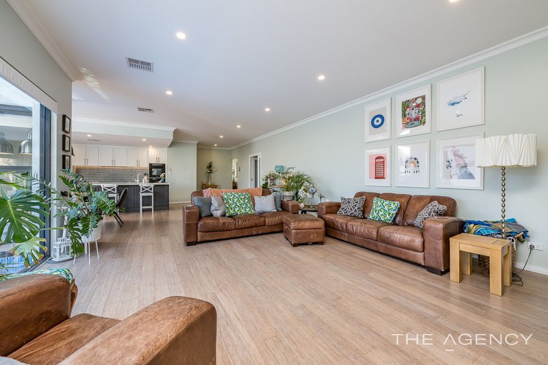 Photo - 9 Sextant Way, Jindalee WA 6036 - Image 7