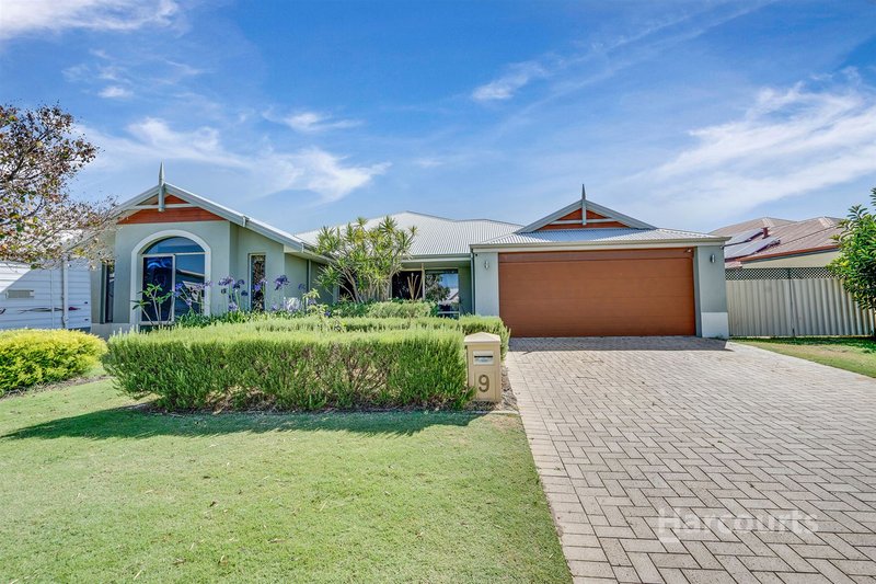 Photo - 9 Sharperton Meander, Dudley Park WA 6210 - Image 3