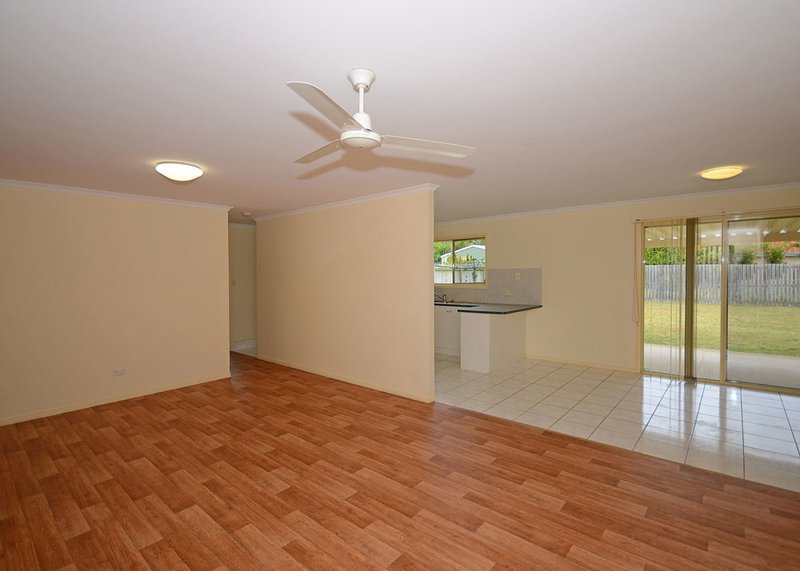 Photo - 9 Sharyn Court, Point Vernon QLD 4655 - Image 5