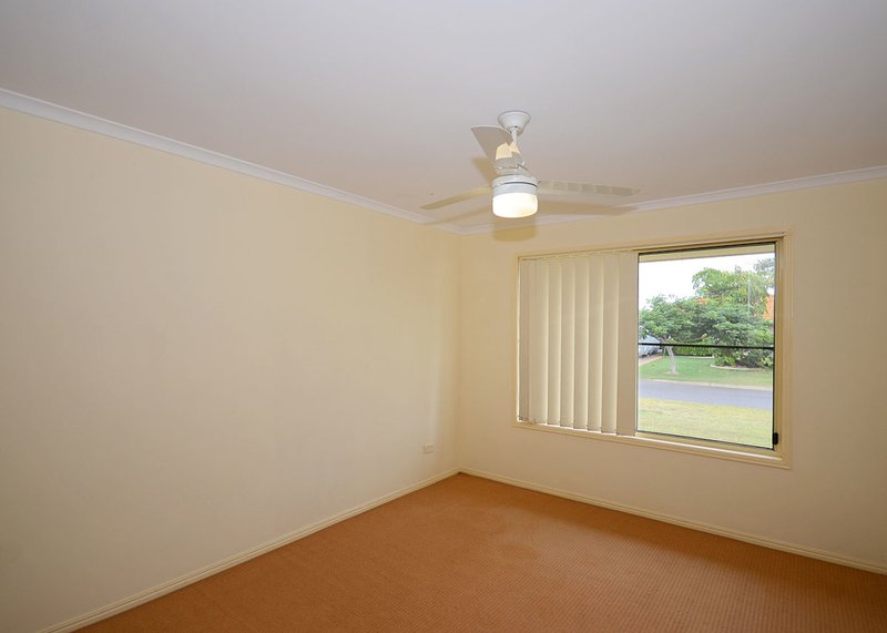 Photo - 9 Sharyn Court, Point Vernon QLD 4655 - Image 10