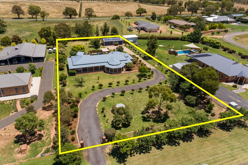 9 Shepherd Avenue, Cowra NSW 2794