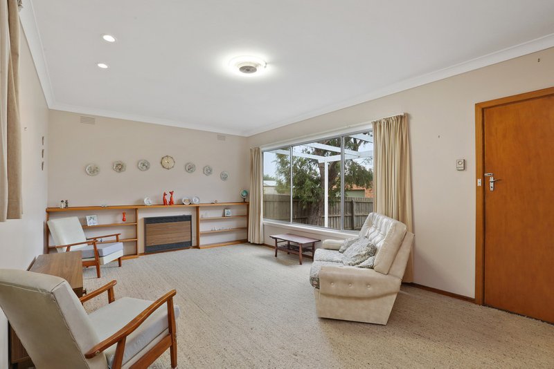 Photo - 9 Sheridan Street, Hamlyn Heights VIC 3215 - Image 3