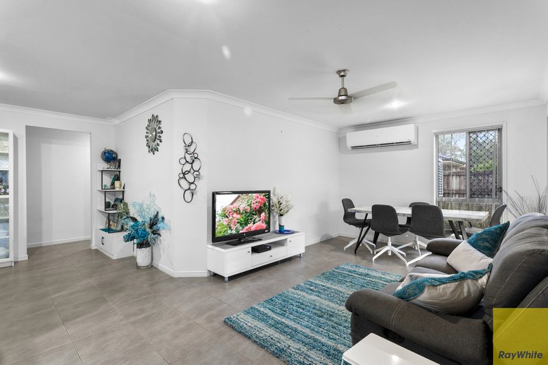 Photo - 9 Shields Court, Morayfield QLD 4506 - Image 3