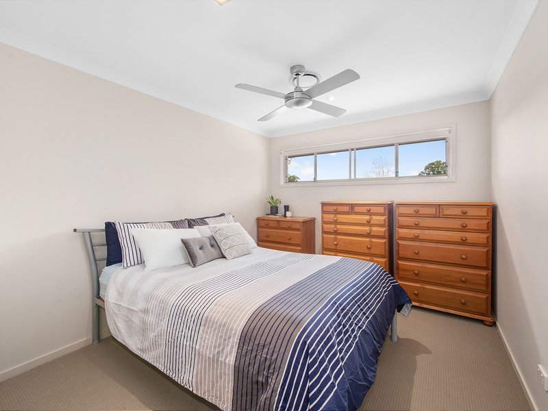 Photo - 9 Silverbirch Place, Bridgeman Downs QLD 4035 - Image 14