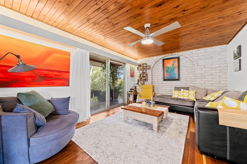 Photo - 9 Skipton Street, Macgregor QLD 4109 - Image 2