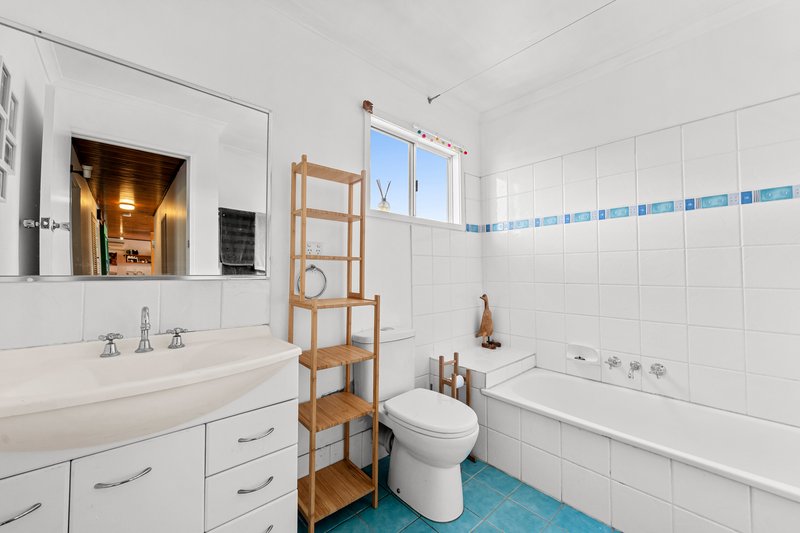 Photo - 9 Skipton Street, Macgregor QLD 4109 - Image 11