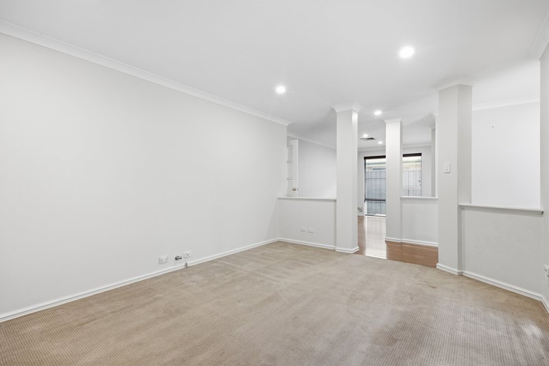 Photo - 9 Slater Court, Kardinya WA 6163 - Image 5